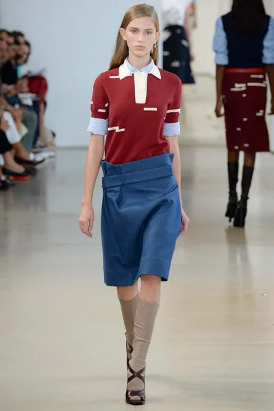 Look 9